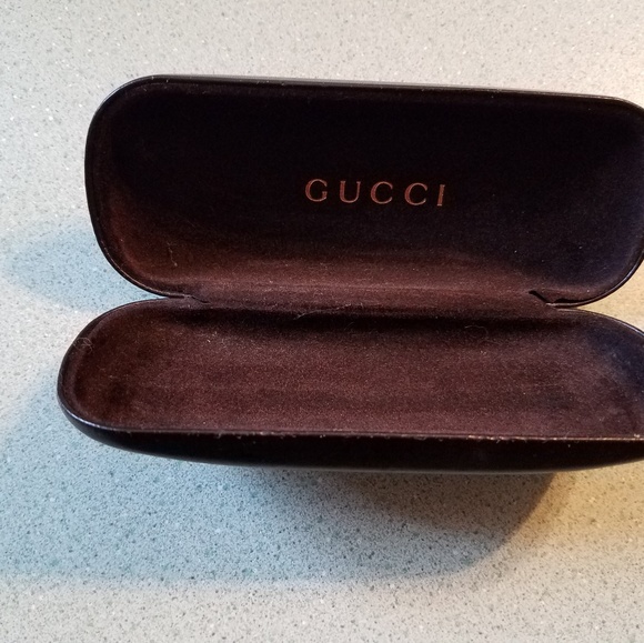 Authentic Gucci Sunglasses Case W/Cleaning Cloth - Picture 3 of 6